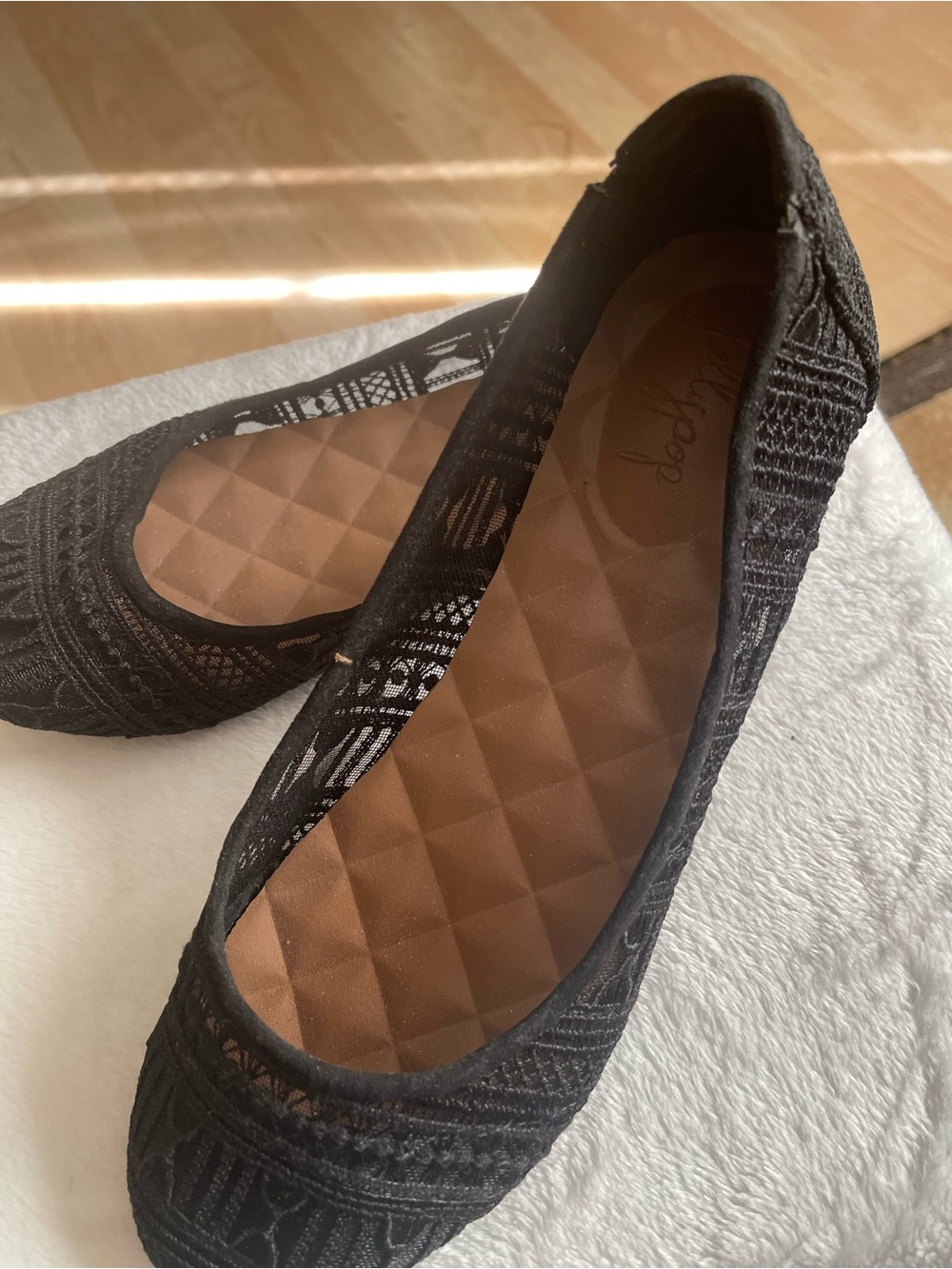 Lacey black flats - Picture 3 of 5